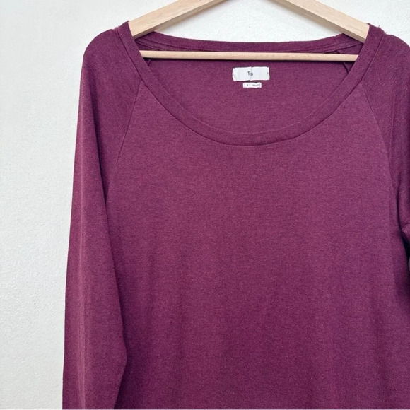 Aritzia Womens Small TNA Del Mar Tshirt  In Burgundy - Picture 7 of 14